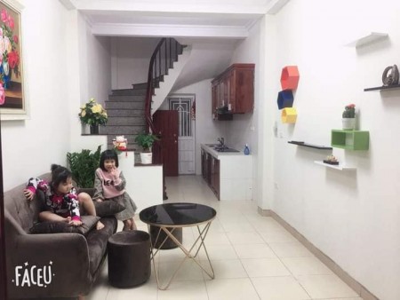 Bán nhà Phố VIP Văn Cao cách ô tô tránh 10m nhà 6 tầng 3PN giá nhỉnh 2 tỷ