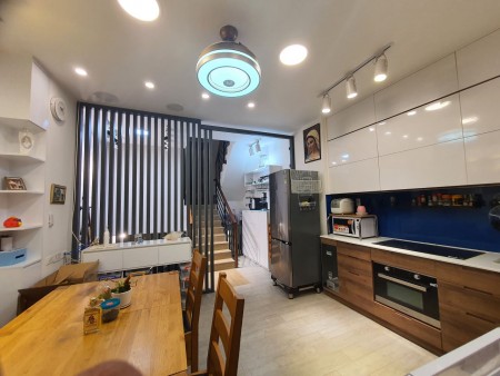 Bán nhà siêu thông minh 4.0 đẳng cấp Lữ Gia 50m2 giá bán chỉ 7.5 tỷ