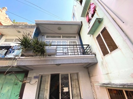 Cần bán nhà Nguyễn Gia Trí (D2), p25, Bình Thạnh, Giá chỉ 2.4 tỷ