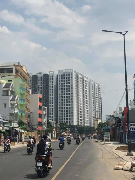 Bán nhà mặt tiền tiện kinh doanh đa ngành nghề đầu tư giữ tiền