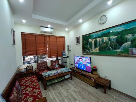 Bán nhà phố Bùi Xương Trạch 38m x 4 tầng, lô góc 2 mặt thoáng, giá chỉ 2 tỷ 850