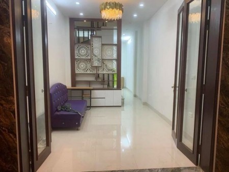 Bán gấp nhà mới đẹp Phố Đại La, 30Mx5 tầng, nhiều tiện ích, 2 mặt thoáng