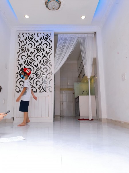 Nhà giá rẻ mùa Covid giá chỉ 1.8 tỷ, diện tích 21m2, Thoại Ngọc Hầu, Quận Tân Phú