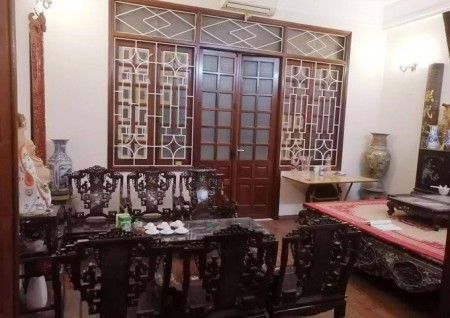 Bán nhà Nam Từ Liêm, vừa ở vừa cho thuê 10tr/ tháng, dt 42m, giá 2.55 tỷ.