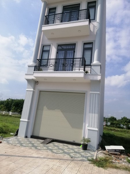 Chính chủ cần bán căn nhà mới xây tại KTĐC VSIP II, giá 2tỷ chưa thương lượng, sổ sẵn