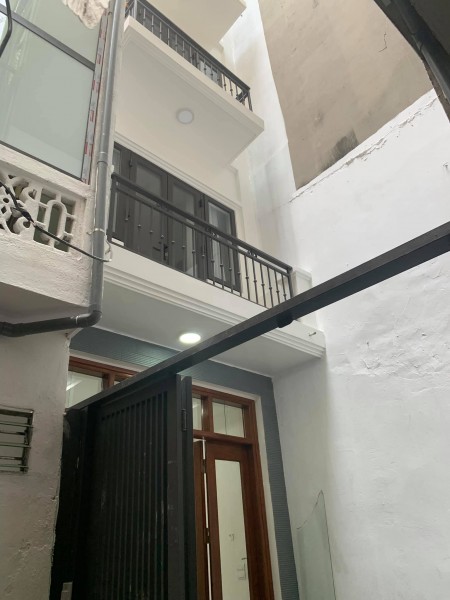 Hiếm, Cần bán gấp nhà mới 41m2x5, Lò Đúc, Hai Bà Trưng, nở hậu