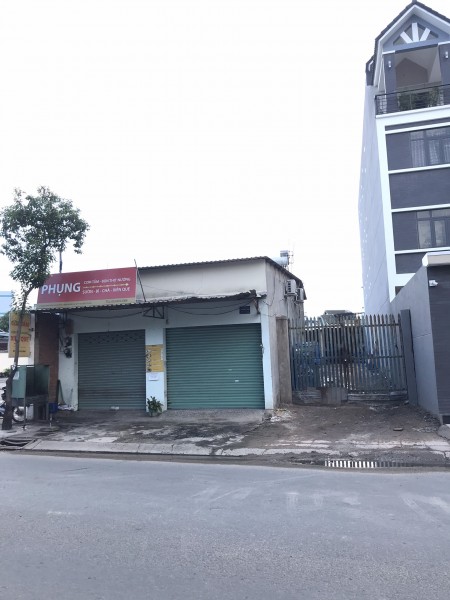 Mặt tiền đường Đình Phong Phú, DT: 149m2 giá bán 14.5 tỷ