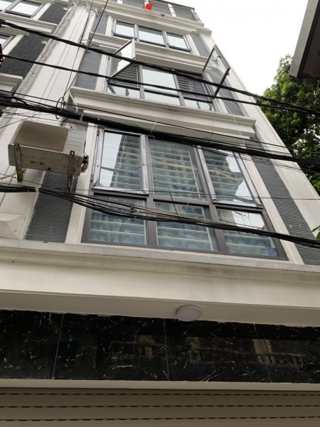 Bán nhà phố Thái Hà, 4 tầng, ô tô đỗ cửa, dt 40m2, giá 8.5 tỷ, sổ đỏ chính chủ