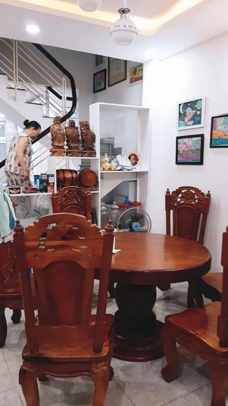 Hẻm xe hơi Núi Thành, khu vip Etown, 3 tẩng, 6PN diện tích sử dụng hơn 200m2