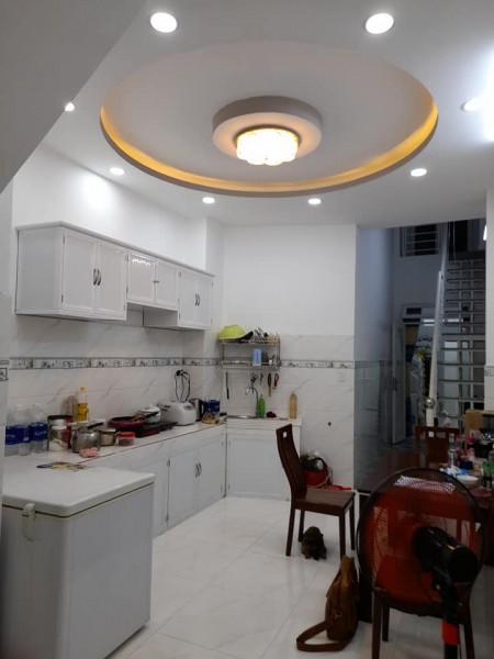 Bán nhà Lê Văn Sỹ, Gần bệnh viện, Công Viên, gần chợ, 34m2, 4.3 tỷ