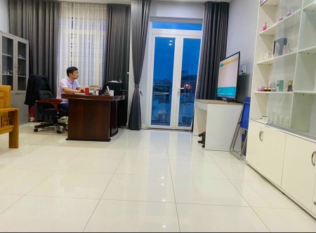 Cho thuê Nhà góc 2 mặt tiền Thích Quảng Đức P.3 - Q.Phú Nhuận. 7x16m, Trệt + lửng + 3 tầng lầu