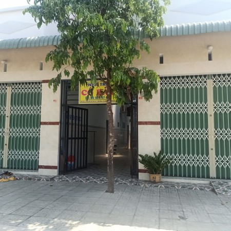 CHỦ NGỘP NGÂN HÀNG, CẦN BÁN GẤP DÃY NHÀ TRỌ VÀ 2 LÔ ĐẤT 300M2 GIÁ RẺ 750 TR 1 NỀN