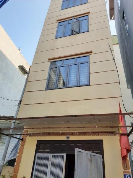 Bán nhà Kim Giang dt 45m2 4 tầng ngõ rộng thoáng ô tô 20m gần Đường Trường tiện ích đầy đủ nhỉnh 3 tỷ