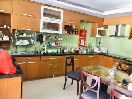 Nhà bán MT đường số 47,quận 7, P.Bình Thuận ,( 7,7 * 15),đường trước nhà 10m,lh 0989149953