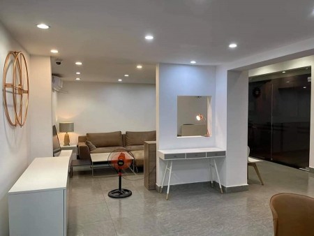 Bán nhà Hà Đong, 10m ra phố bà Triệu, diện tích 65m2, 3 tầng giá bán 3.7 tỷ