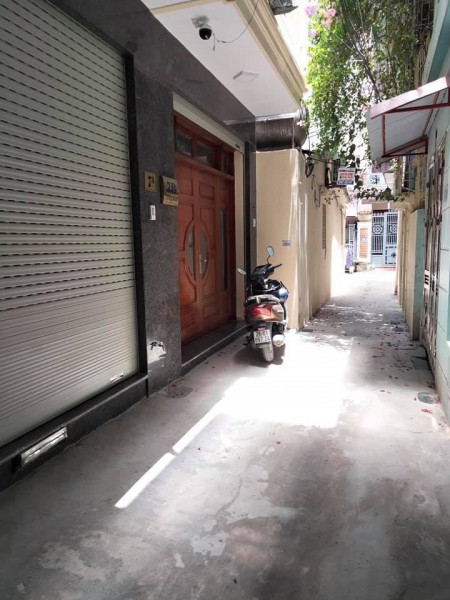 Lạc Long Quân Cách 1 Nhà Ra Phốp phân lô mới đẹp tặng nội thất