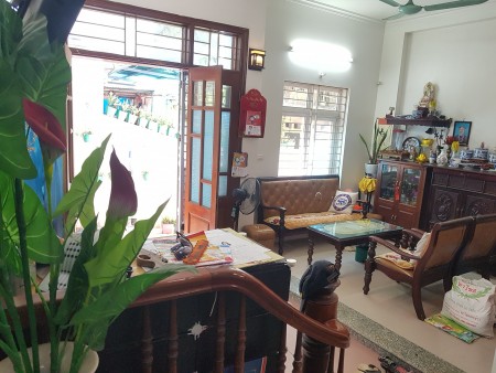 Nhà đẹp Xuân La 20m ra ô tô dt 50m2 5 tầng mặt tiền 5.5m giá 4.35 tỷ