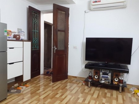 Bán nhà nguyên căn ngõ thông, nhỏ xinh phố Khâm Thiên, dt 0974889151