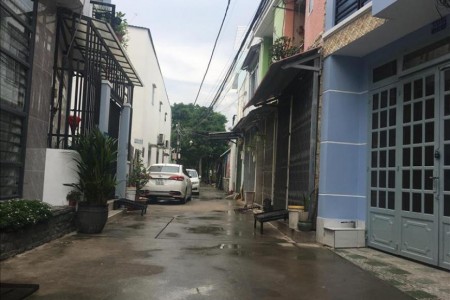 Bán nhà Âu Cơ, mới đẹp, ở ngay diện tích 36m 5 tầng, giá bán 3.8 tỷ