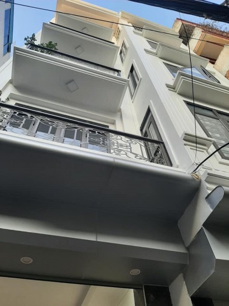 Bán nhà nguyên căn 5 tầng đúc kiên cố, dt 41m2, tại Mỹ Đình, lh 0378876786