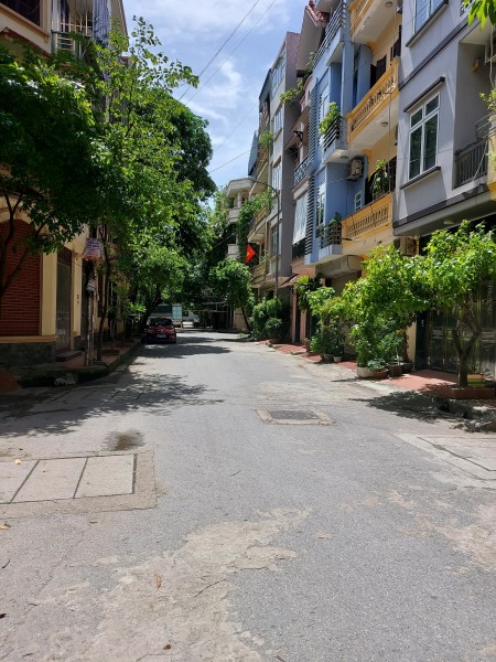 Bán Nhà Liền Kề Đại Kim, ô tô tránh, kinh doanh dt 51m2 giá 7 tỷ 8.