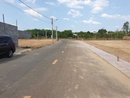 Đất nền sổ sẵn mặt tiền Nguyễn Văn Linh - Đồng Phú, giá bán 450 triệu/150m2