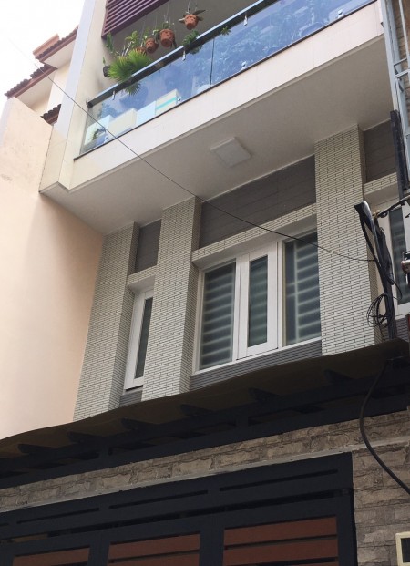 Bán gấp nhà 45m2 Cách Mạng Tháng 8, Quận Tân Bình, giá chỉ 7 tỷ 100