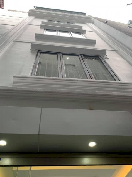 Bán nhà đường An Dương Vương Quận Tây Hồ, dt 32m2, 5 tầng, giá 2.4 tỷ