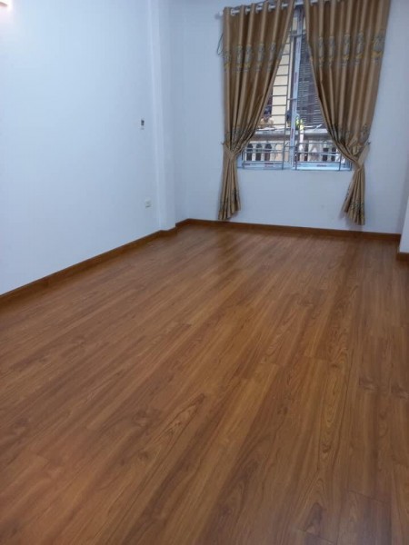 Bán Nhà Vĩnh Tuy 24 diện tích 30m2 đúc 5 tầng, giá bán 2.65 tỷ Hai Bà Trưng