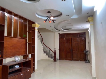 Bán nhà Phan Đình Giót Hà Đông 60m 4 tầng chỉ nhỉnh 4 tỷ phân lô ô tô qua nhà 2 mặt thoáng