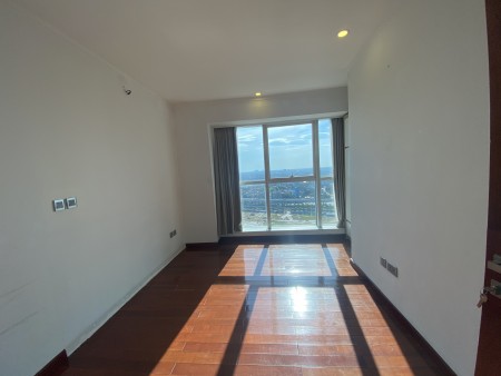 Bán căn hộ L1 Ciputra, 114m2, 3 phòng ngủ, ban công Tây Nam, tầng cao view cực thoáng.