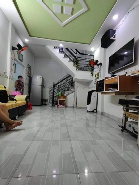 Bán Nhà Trần Văn Quang Tân Bình giá chỉ 4 tỷ dt 35m2 mới vào ở liền
