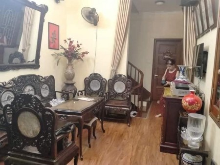 Cần bán nhà Khâm Thiên Đống Đa, dt 150m2, ô tô vào nhà, kinh doanh siêu đỉnh