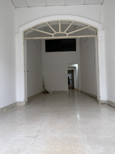 Nhà mặt tiền Lê Lăng (3.4x22m), 3PN, giá 7.5 triệu/tháng, 2 tầng đúc kiên cố