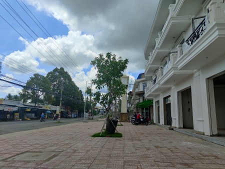 Khu nhà cao cấp 1 trệt 2 lầu ngay thành phố Bến Tre, tiện ích đẳng cấp