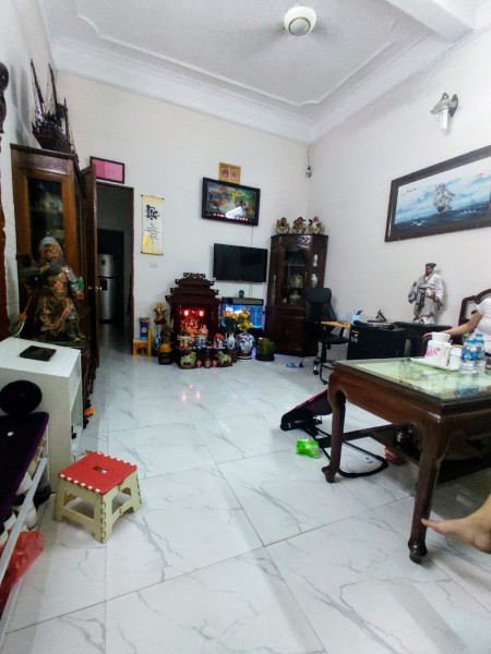 Bán gấp nhà. phố Trần Khát Chân, dt 65m2, gần hồ ô tô 2 mặt thoáng, giá nhỉnh 4 tỷ