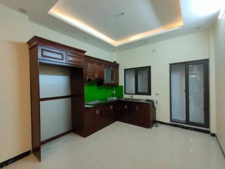 Bán nhà Tam Trinh siêu đẹp, bán giá 3 tỷ, sổ sẵn, bao sang tên
