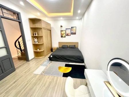 Bán nhà Ỷ La Lê Trọng Tấn Hà Đông 35m 4 tầng mặt tiền 4m giá nhỉnh 2 tỷ lô góc nhà đẹp sổ đỏ đẹp