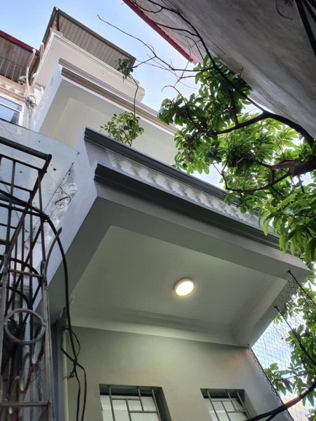 Nhà Phương Liệt diện tích 30m2, 4 tầng, mt 2.7m, giá chỉ 2.05 tỷ