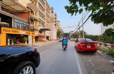 Bán nhà mặt phố Xuân Diệu, 15 tỷ, 51m2, Kinh doanh sầm uất nhất Tây Hồ