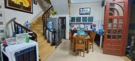 Bán nhà Kim Ngưu Hai Bà Trung dt 85m2, 4 tầng, mt 9m, ở hoặc đầu tư, giá 6 tỷ