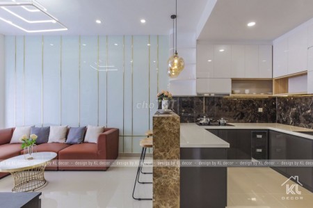 Bán offictel tầng cao The Sun Avenue, view thành phố, nội thất đẹp, 51m2 giá 2ty5, LH 083 555 8886
