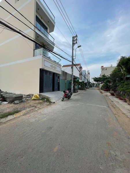 Bán nhà Đường Tây Lân, Quận Bình Tân, dt 63m2, 3 tầng, hẻm nhựa 6m, giá 3.8 tỷ