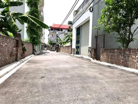 Bán 105M2 Đất Thổ Cư Ô Tô Tránh Phố Tư Đình Long Biên, giá 8.8 tỷ
