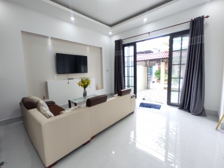 Chủ kẹt tiền cần bán gấp đường Lê Trọng Tấn diện tích 72m2, giá chỉ với 5,8 tỷ