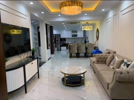 Mặt tiền Khùng, KD Đỉnh, Bán Nhà Mặt Phố Hàng Cót 55m, MT11m, 5 Tầng, Giá 40.3Tỷ.