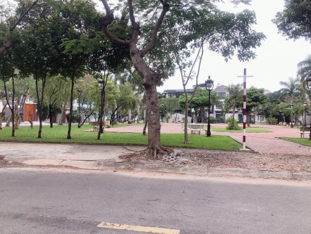 Bán gấp lô đất 8x20=160m2 mặt tiền Tỉnh Lộ 10, Thổ cư 100% SHR