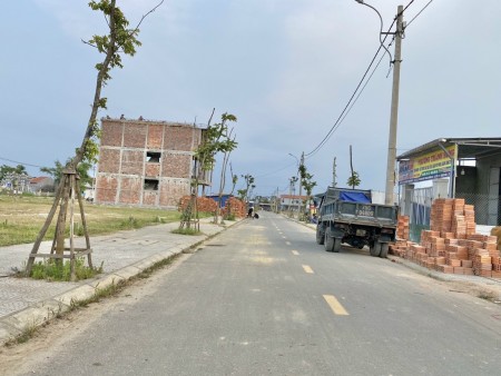 Bán đất kqh Hương Sơn, diện tích 81m2, vị trí đẹp bên cạnh trường mầm non, LH 085_86_87_880