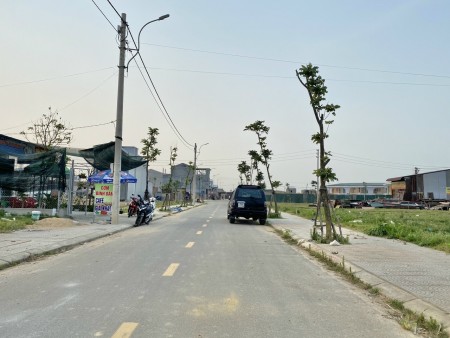 Hương Sơ Tản Đà hướng Tây Bắc, không dính cống trụ, quá đẹp, liên hệ 0346229509