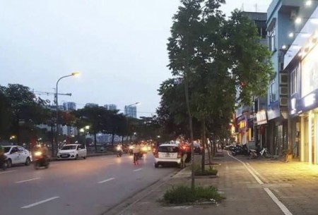 Bán nhà Khương Đình, nhỉnh 3 tỷ, dt 35m2, đúc 6 tầng, 8 pn, ô tô kinh doanh